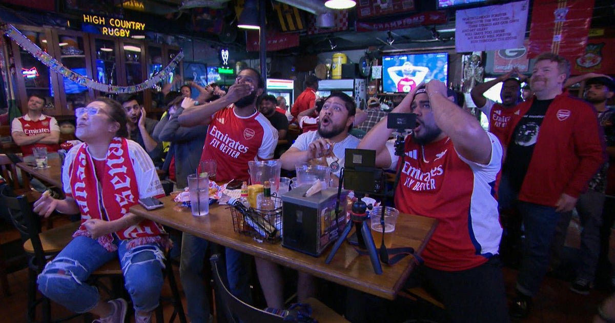 Americans hugs football, tune for the final of Championes League
