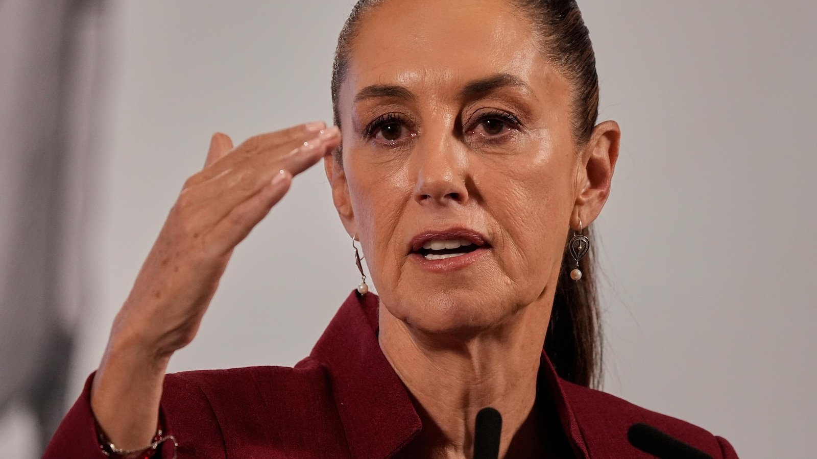 United States impose sanctions on a Mexican Folders related to a drug traffic and fuel training network