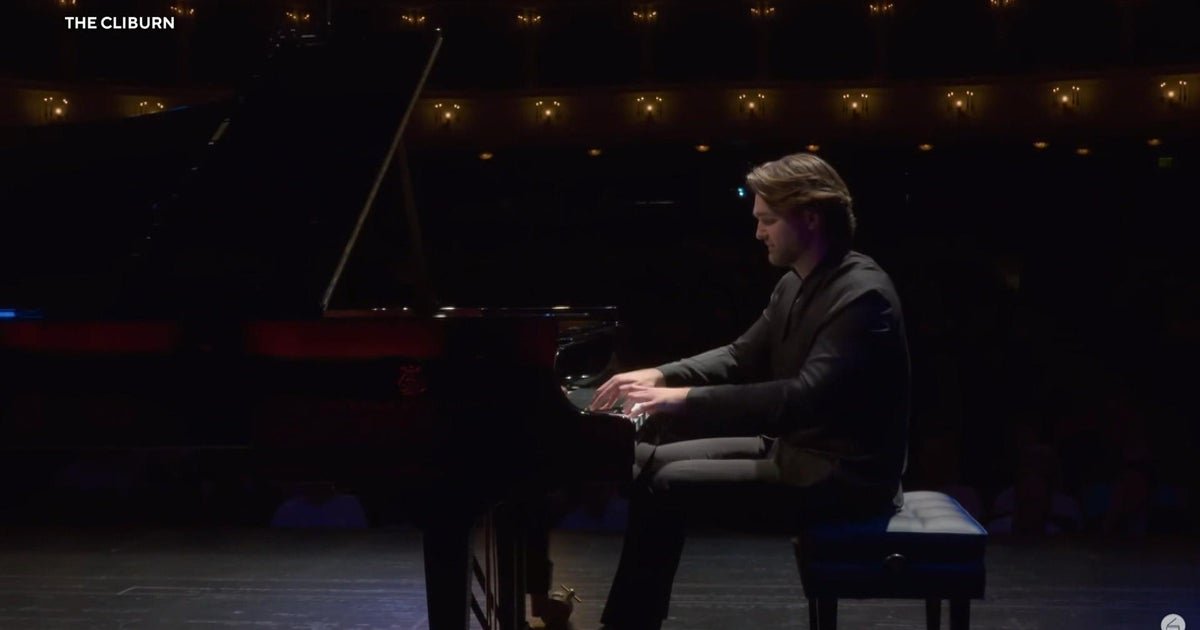 Young piano competes for global global to the competition of the Cliburn in Texas