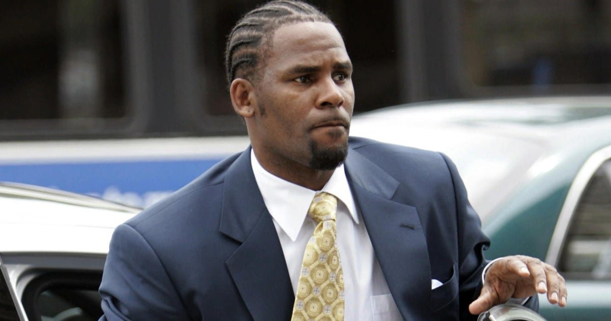 R. Kelly Avwyers has a target's plate destination after the especially in prison