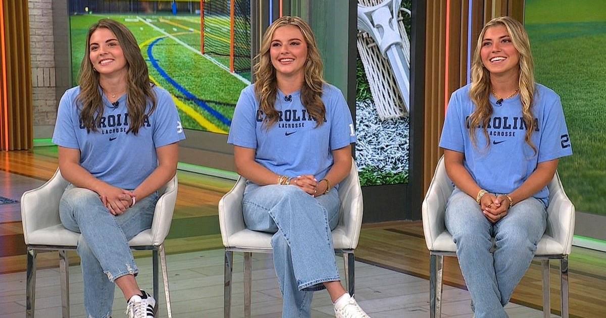 Sisters of Humphrey talk to do the NCAA story with the championship of Lacrosse of UC