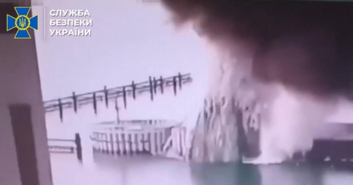 What we know about alluged an Ukrainian attack in the Cimeo Bridge
