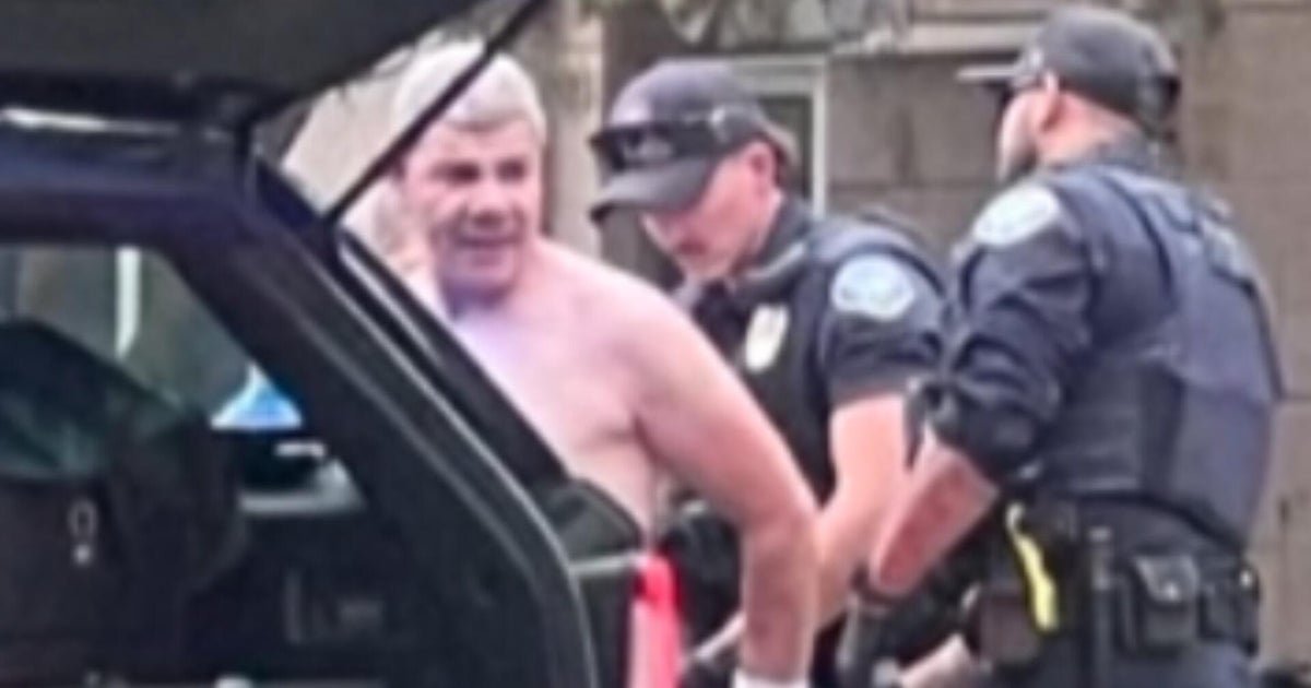 The suspect of the suspect of the Bober's suspect of the Boober, he tried to buy the gun, the court documents say