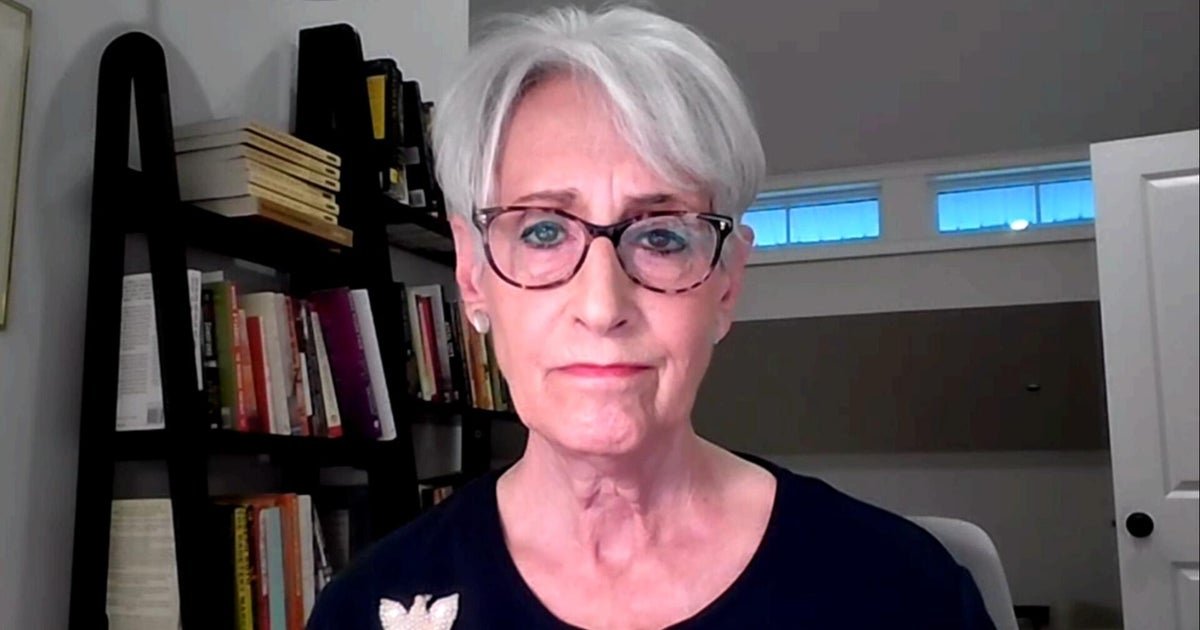 The former State Secretary Wendy Sherman says that average East is in a very dangerous moment "