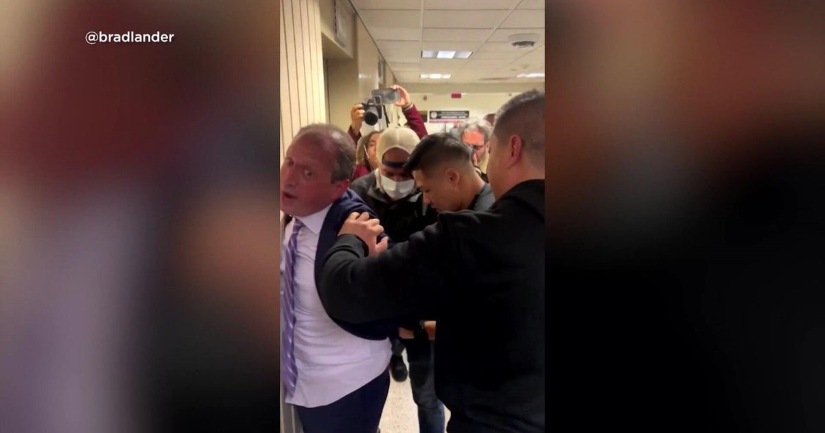 Video shows Brad's best is arrested by ice agents