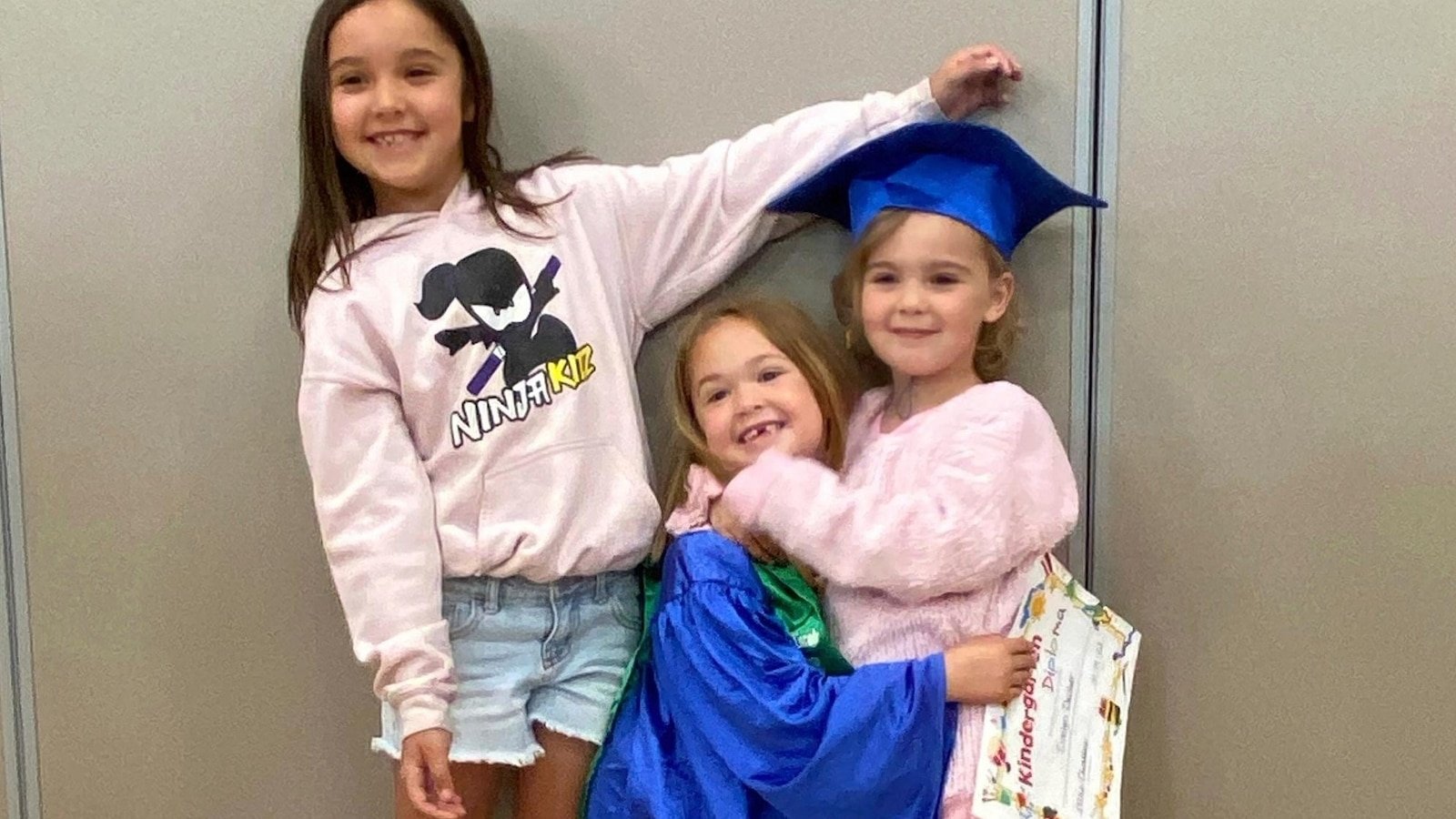 Male blood found where 3 sisters in Washington were killed, while searching on the dad continues