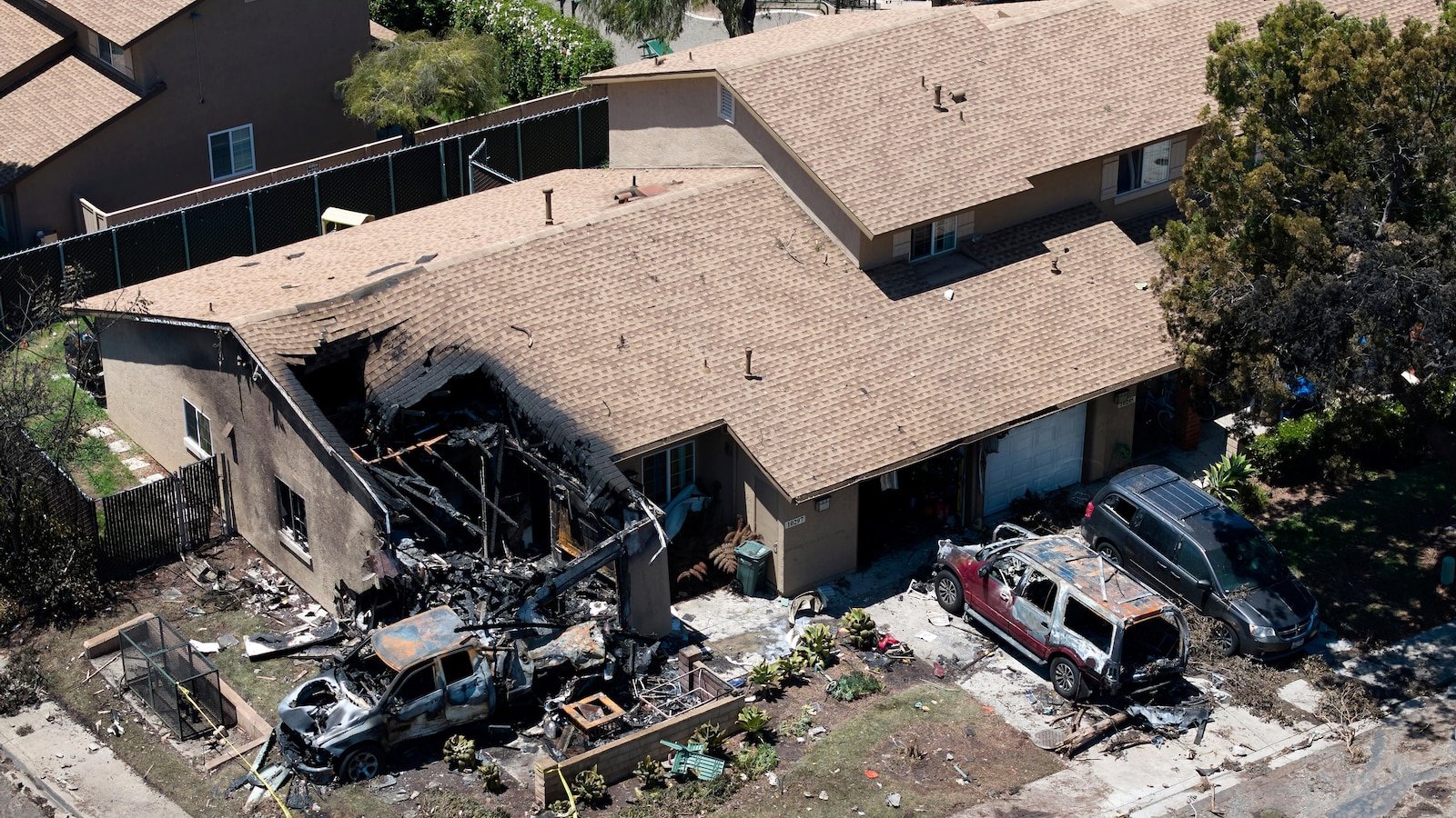 Ntsb says track lights that may have helped in the Foggy's Foggy's crash San Diegy holy did not work for 2022
