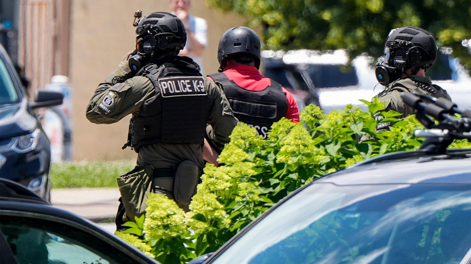The Spanish language reporter that documents raid immigration detained by the ice after Protest arrest