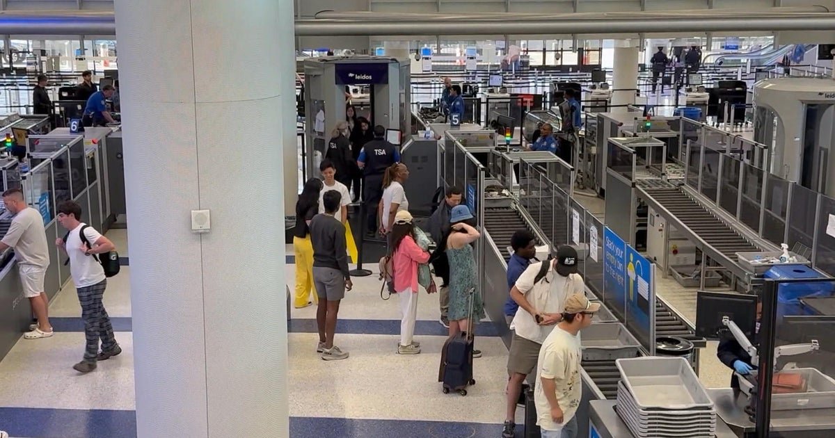 Why tsa change their shoe's removal policy