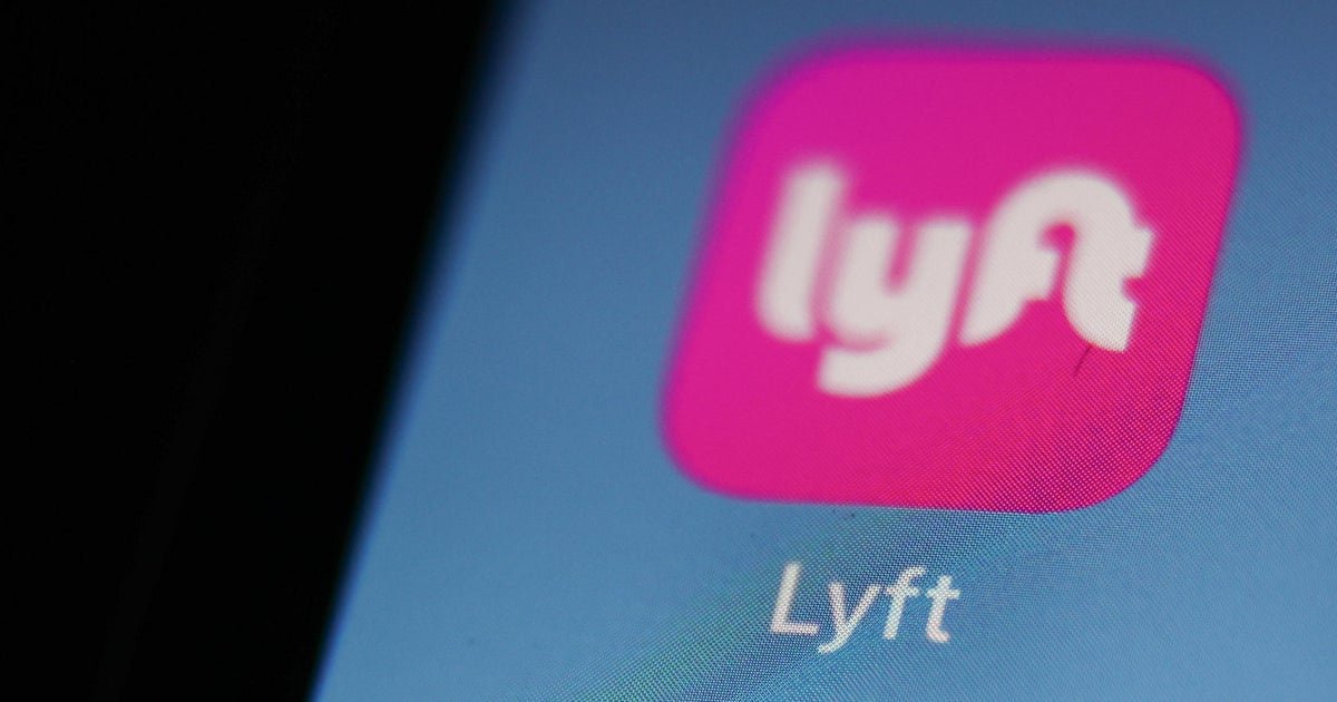 A new lyft feature allows the pilots "Favorite drivers who want to hire
