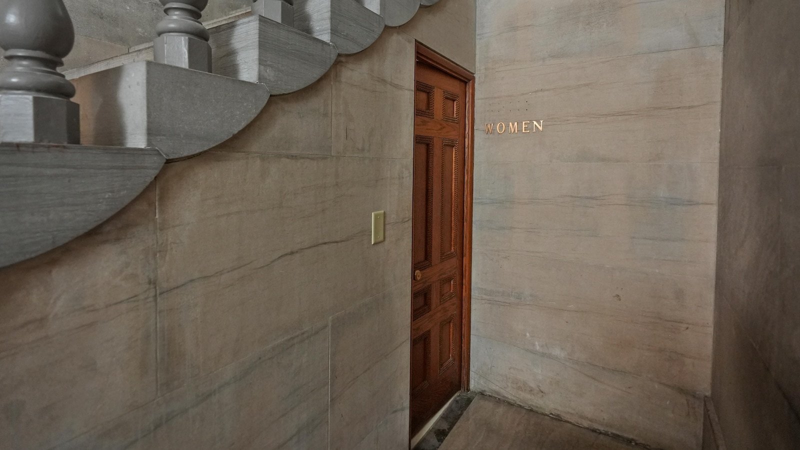 Women's Women Fight for 'Potty Parity'
