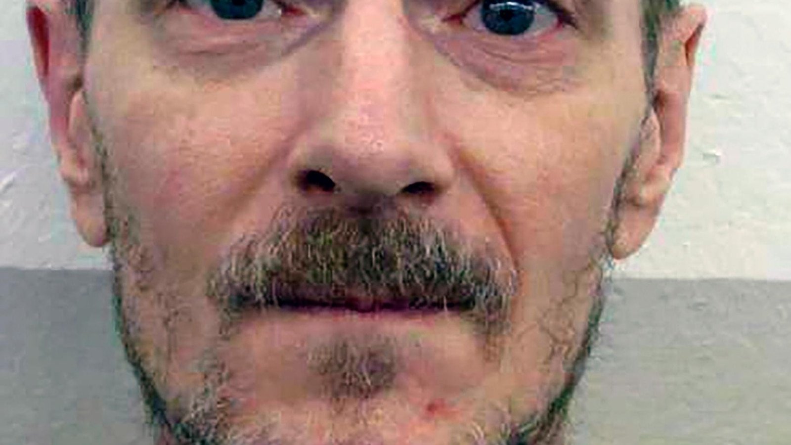 The judge stays execution to evaluate if alabama inmate is competent
